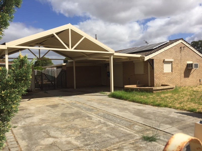 24 Brookdale Drive, Armadale WA 6112