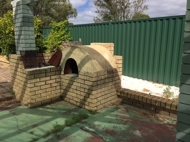 24 Brookdale Drive, Armadale WA 6112