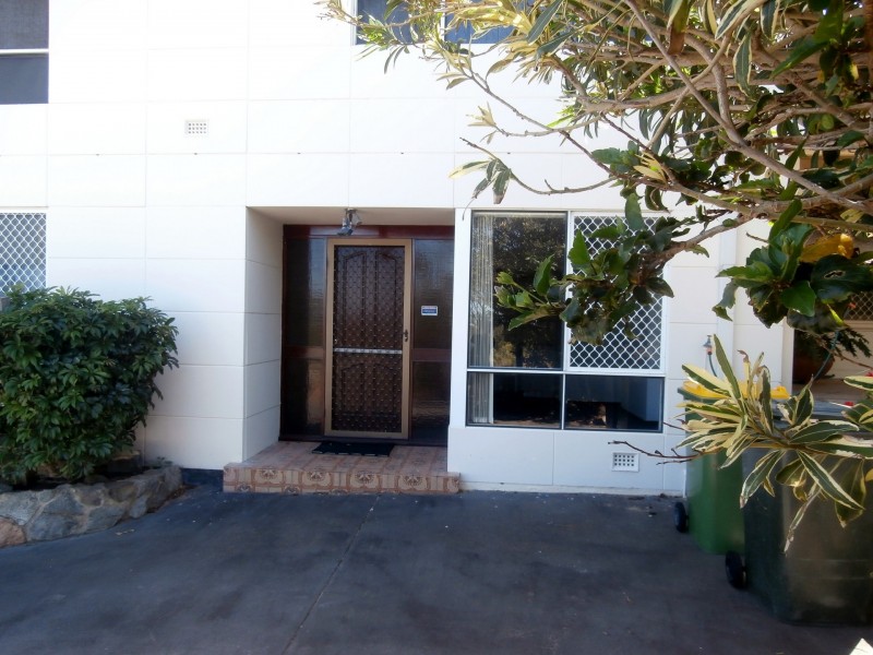 21 East Churchill Avenue, Beeliar WA 6164