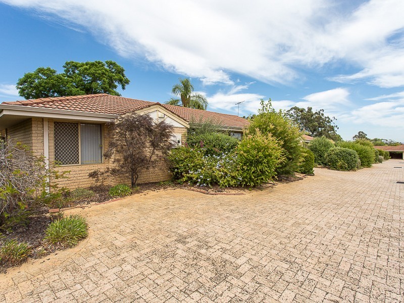 Unit 11/18 Lathwell Street, Armadale WA 6112