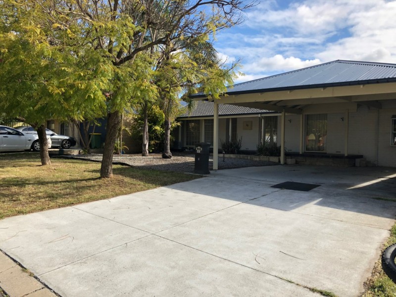 20 Winchester Road, Armadale WA 6112