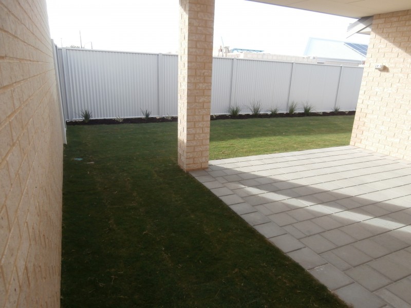 22 Whipbird Road, Alkimos WA 6038