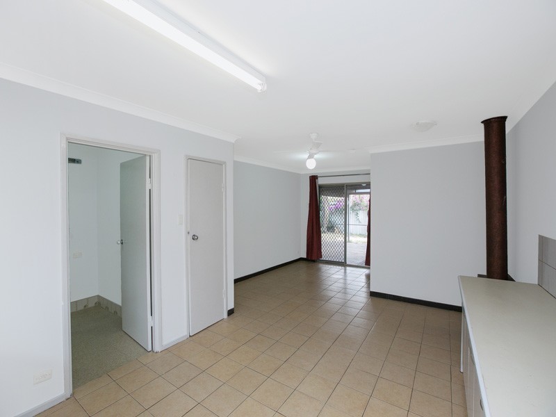 285 Railway Avenue, Armadale WA 6112