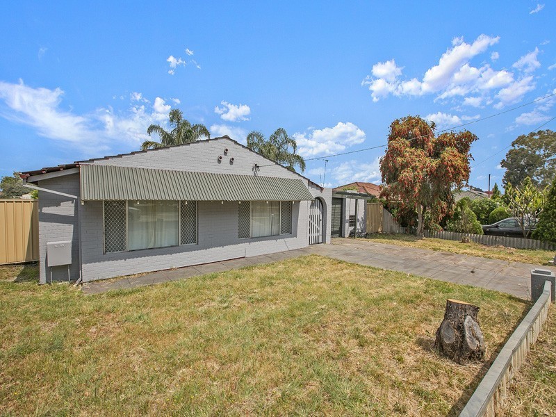 285 Railway Avenue, Armadale WA 6112