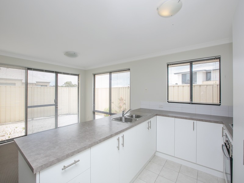 10 Fertito Entrance, Success WA 6164