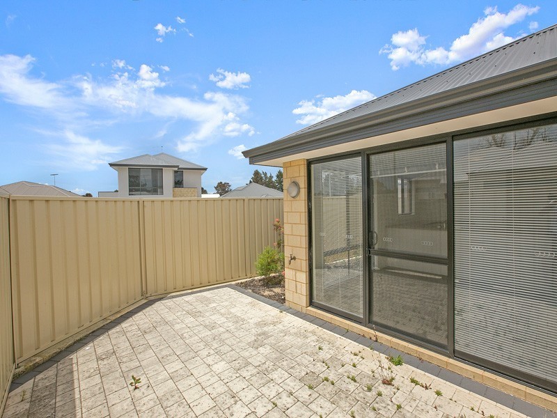 10 Fertito Entrance, Success WA 6164