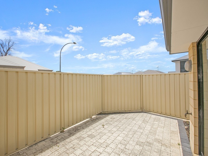 10 Fertito Entrance, Success WA 6164