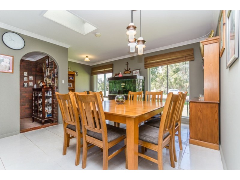 34 Thatcher Road, Byford WA 6122