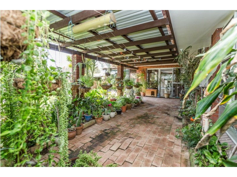 34 Thatcher Road, Byford WA 6122