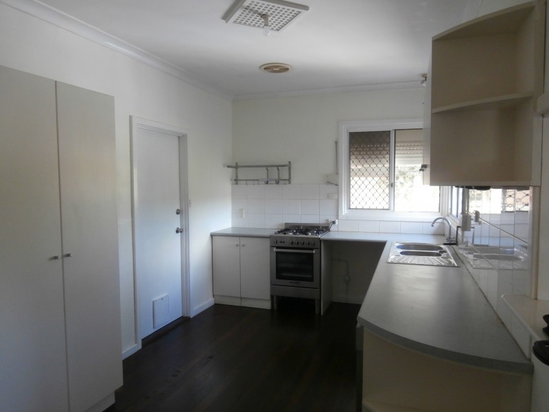 21 Hennessy Avenue, Orelia WA 6167