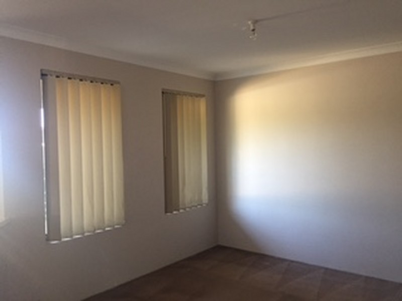 271 Westfield Rd, Seville Grove WA 6112