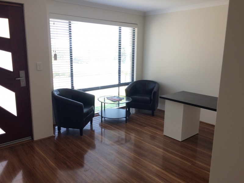 120 Honeywood Avenue, Wandi WA 6167