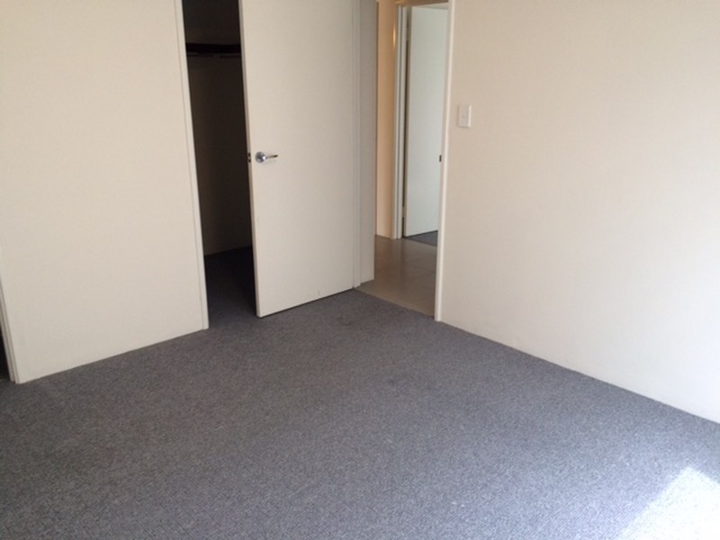 1/7 Crossville way, Success WA 6164