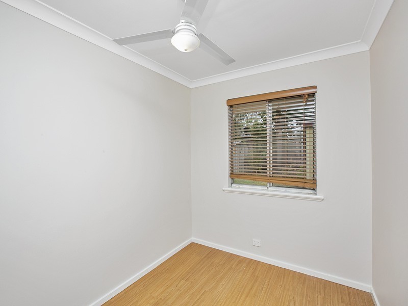 8 Redross Court, Armadale WA 6112