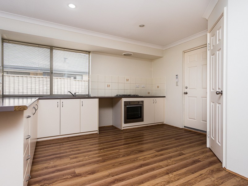 10 Jonquil Loop, Seville Grove WA 6112