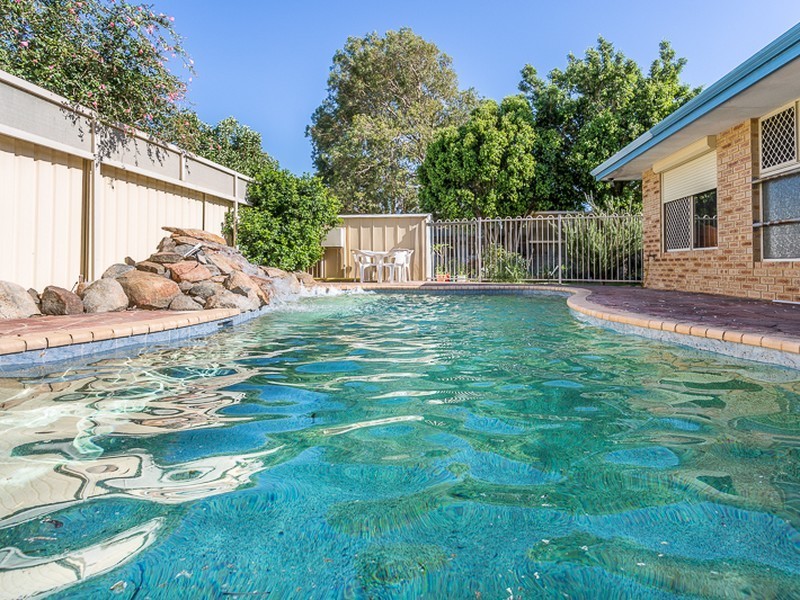 36 Petrel Close, Seville Grove WA 6112