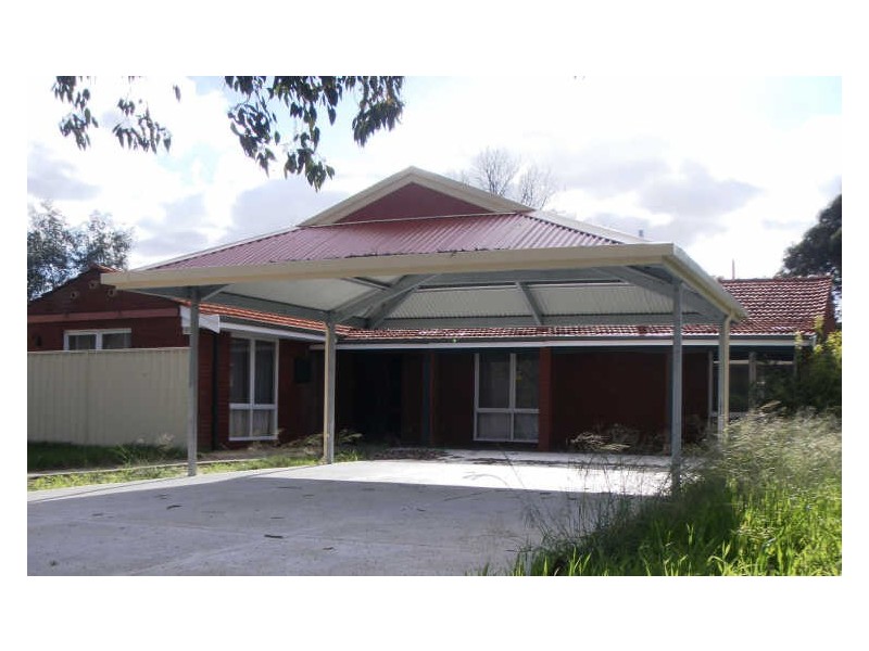 24 Willowmead Way, Kelmscott WA 6111