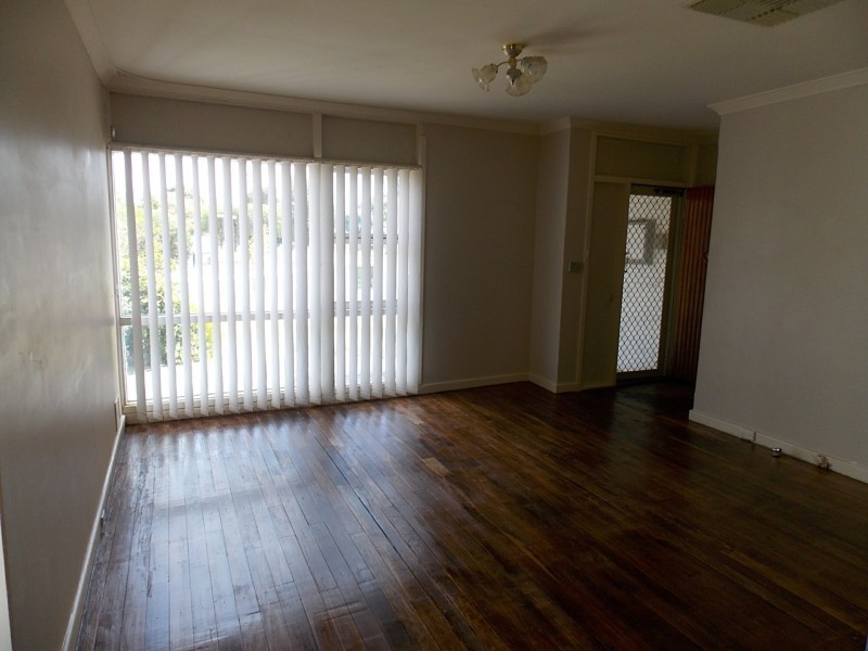 34 Galliers Avenue, Armadale WA 6112