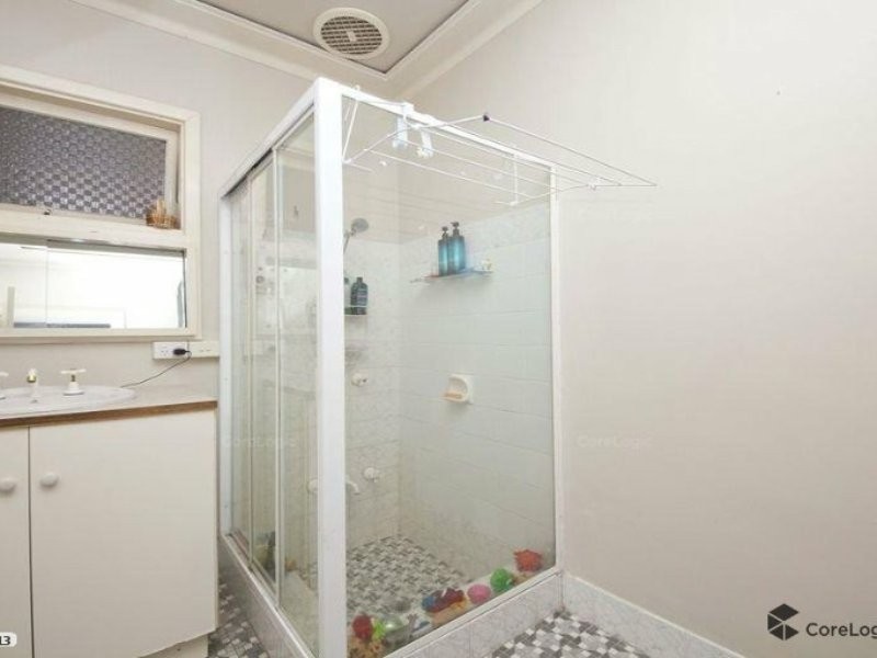 34 Galliers Avenue, Armadale WA 6112