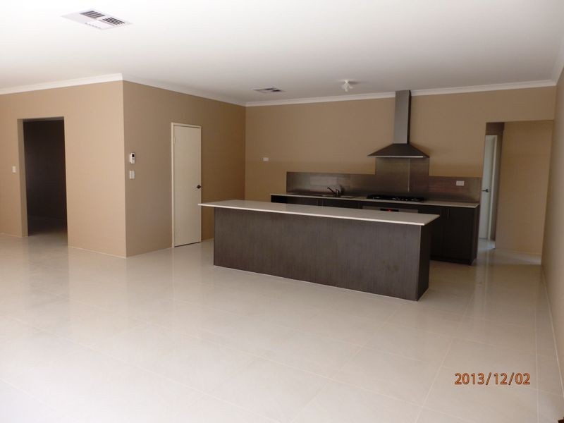 33 Narran Street, Hilbert WA 6112