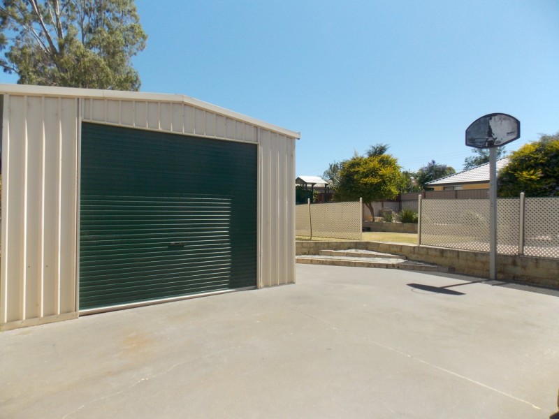 13 Harber Drive, Armadale WA 6112