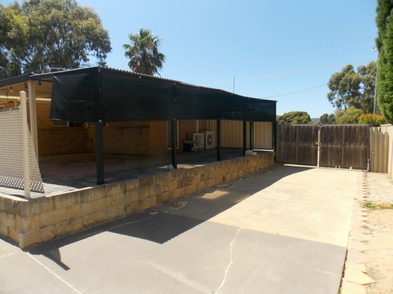 13 Harber Drive, Armadale WA 6112