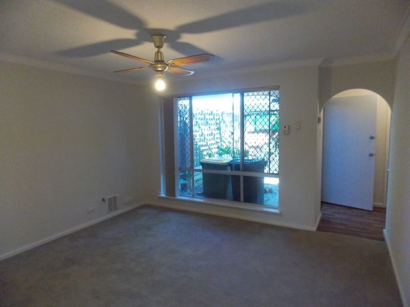 25 Walcha Way, Armadale WA 6112