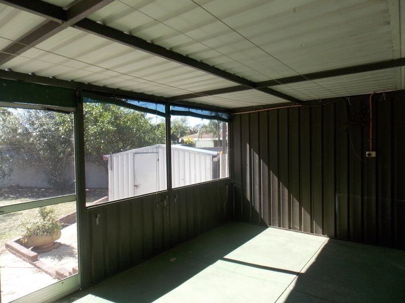 25 Walcha Way, Armadale WA 6112