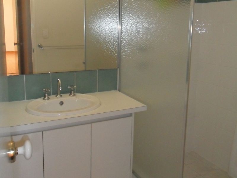 22 Bernard Street, Kelmscott WA 6111