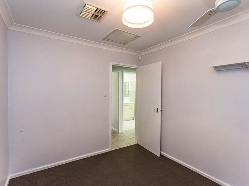 4 Cobham Way, Camillo WA 6111