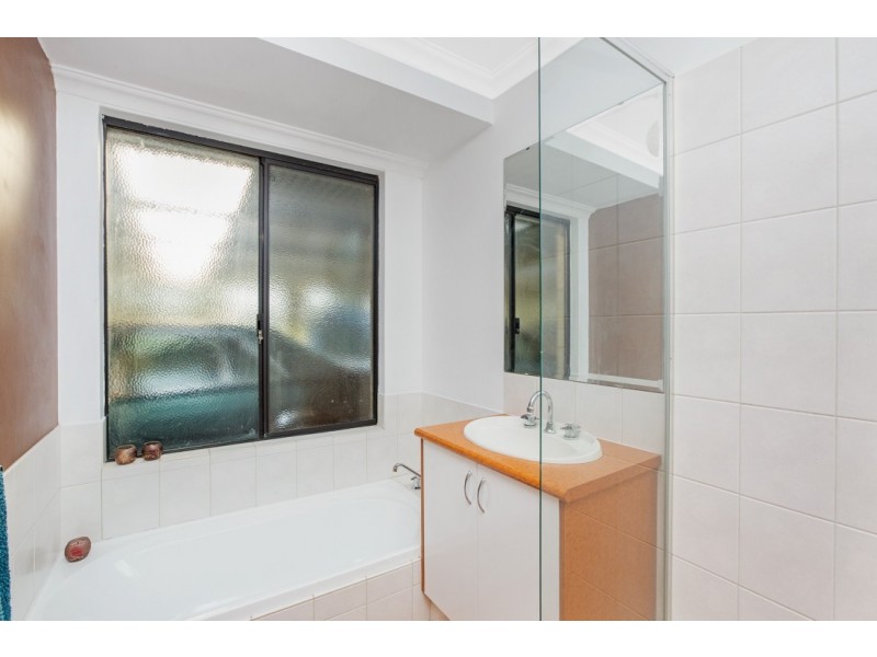 170 Country Drive, Oakford WA 6121