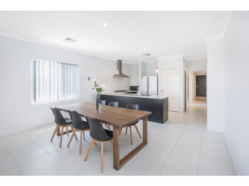 47 Manhattan Concourse, Hilbert WA 6112