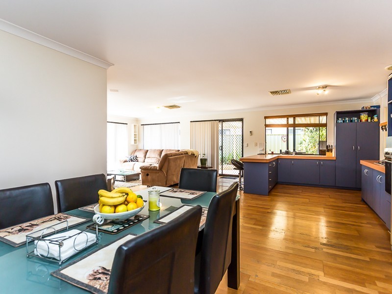 68 Folland Parade, Atwell WA 6164