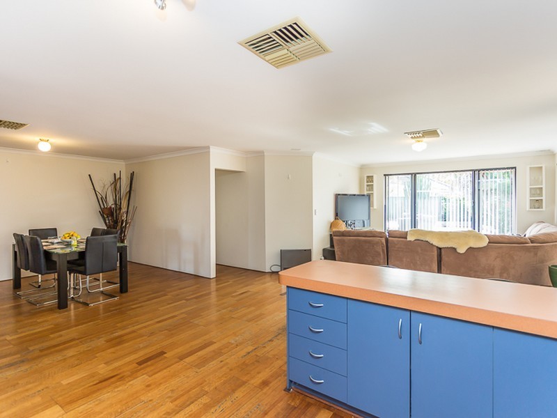 68 Folland Parade, Atwell WA 6164