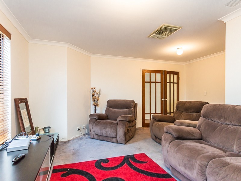 68 Folland Parade, Atwell WA 6164