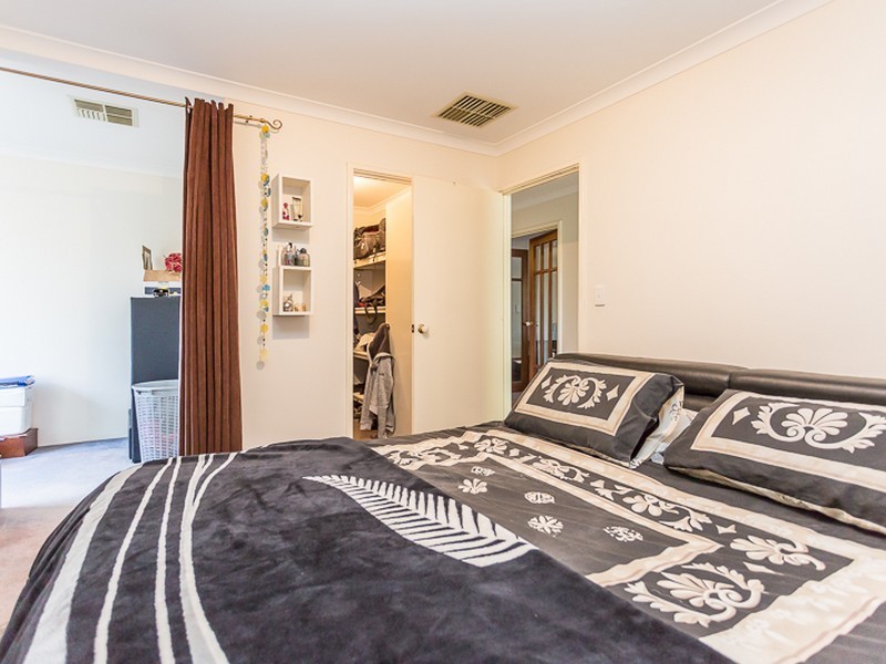 68 Folland Parade, Atwell WA 6164