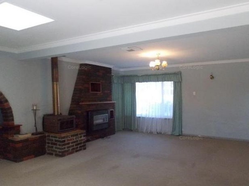 5 Dawson Way, Parmelia WA 6167
