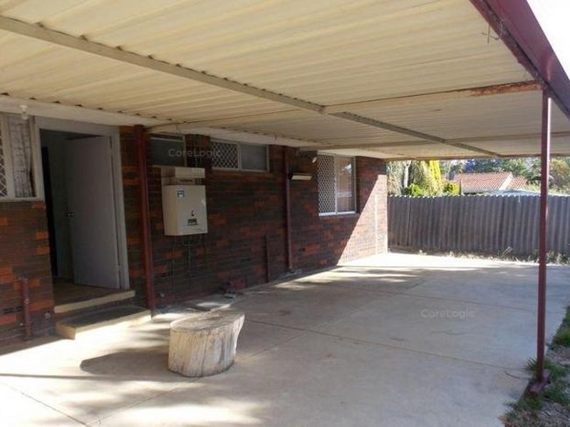 5 Dawson Way, Parmelia WA 6167