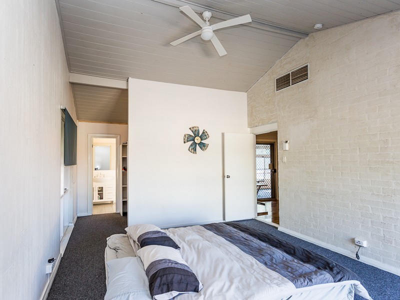 8 Phylma Street, Armadale WA 6112