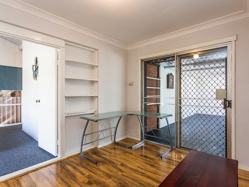 8 Phylma Street, Armadale WA 6112