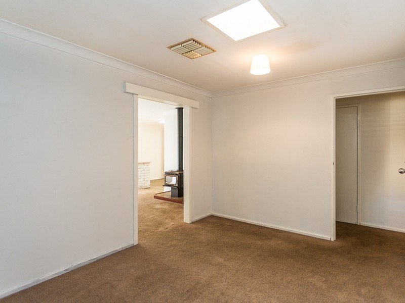 1 Ash Court, Armadale WA 6112
