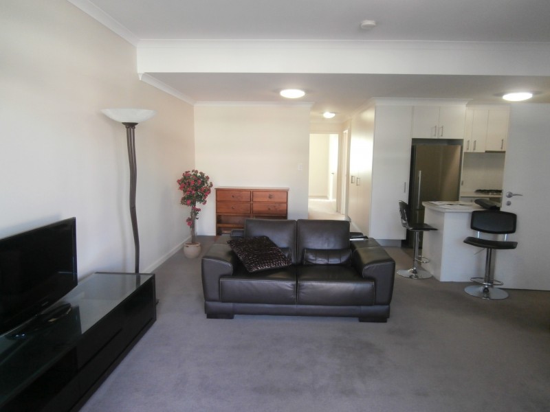 20/34 Malata Crescent, Success WA 6164