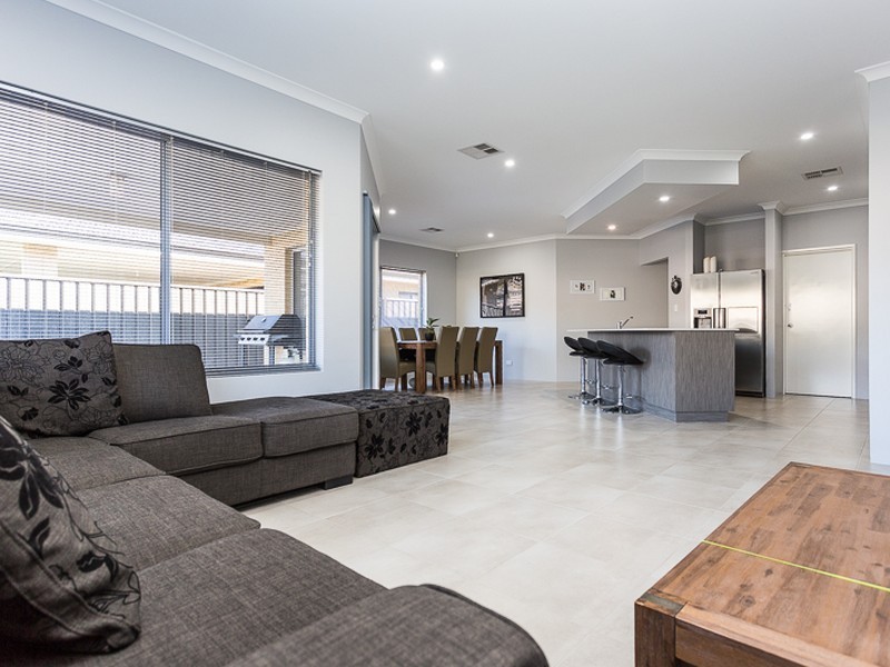 1 Thoroughbred Drive, Darling Downs WA 6122