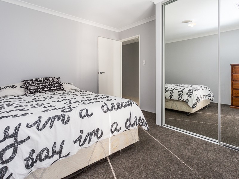 1 Thoroughbred Drive, Darling Downs WA 6122