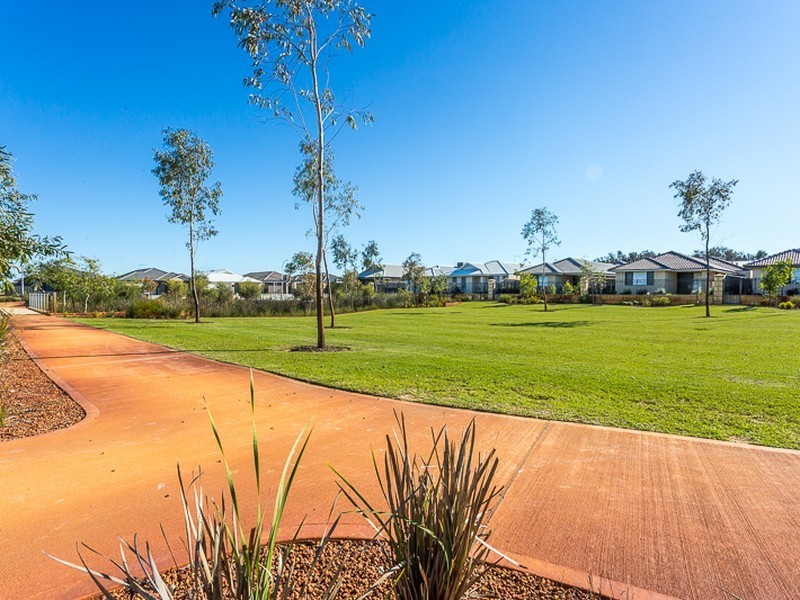 1 Thoroughbred Drive, Darling Downs WA 6122