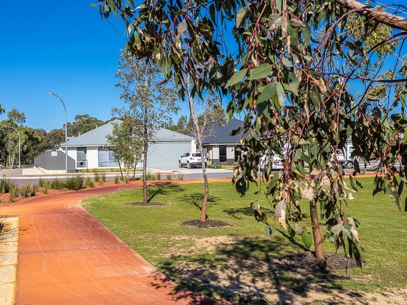 1 Thoroughbred Drive, Darling Downs WA 6122