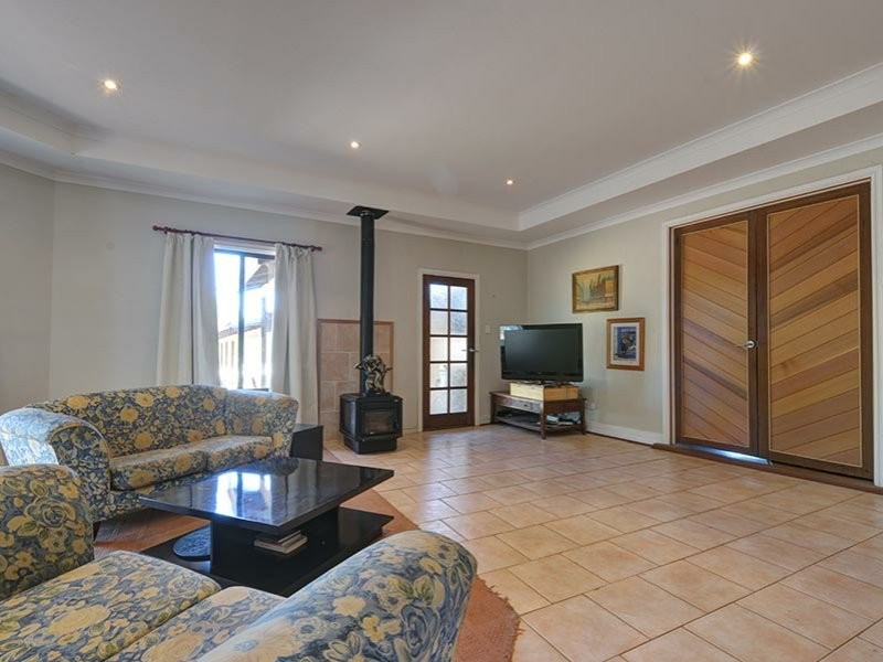 302 South Western Highway, Wungong WA 6112