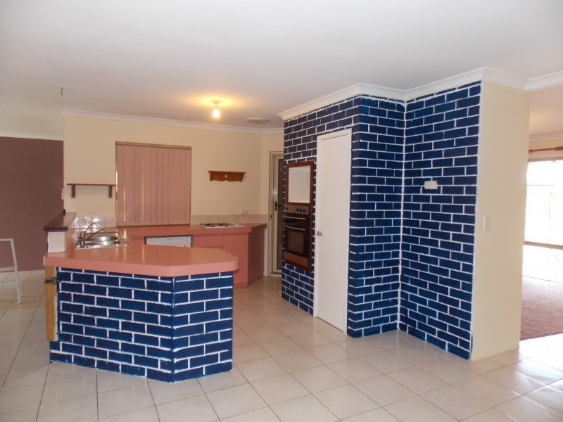 22 Chisholm Circle, Seville Grove WA 6112