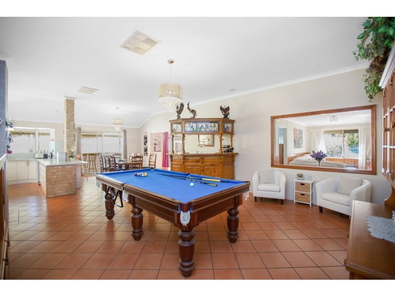 22 Buckingham Road, Kelmscott WA 6111