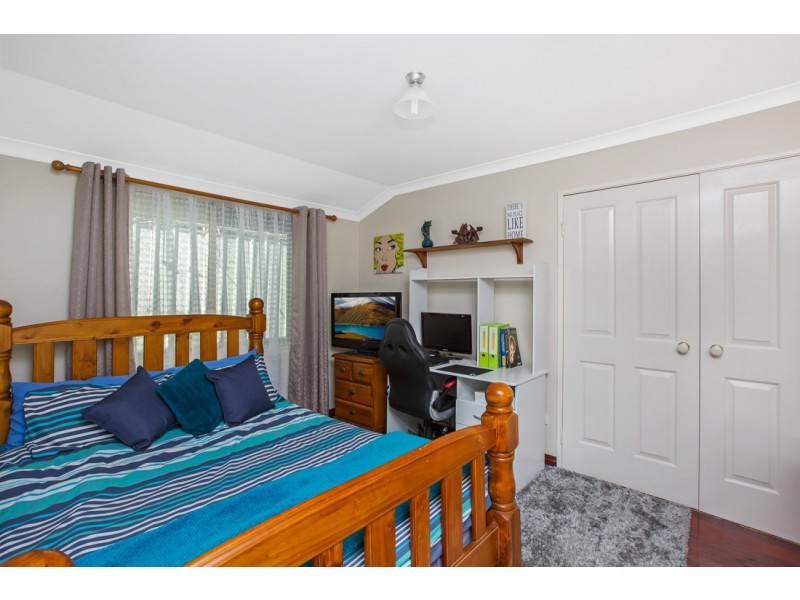 22 Buckingham Road, Kelmscott WA 6111